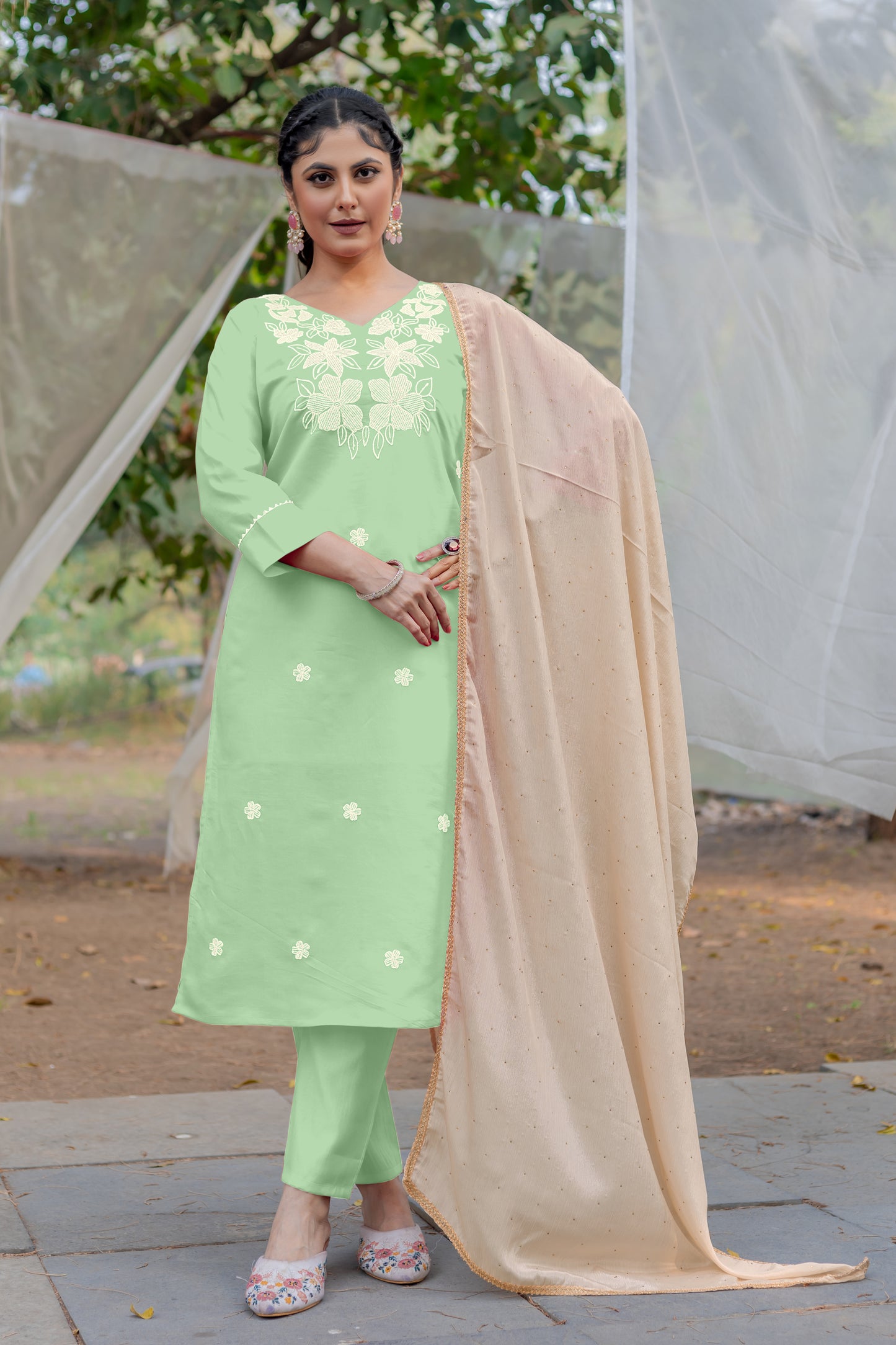 Women Ethnic Motifs Embroidered Regular Silk Kurta Pant With Dupatta