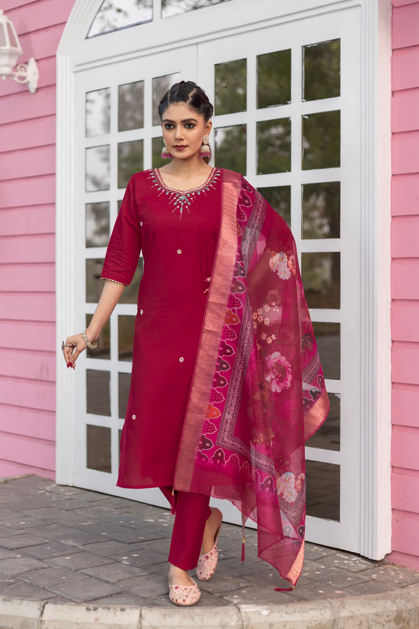 Women Ethnic Motifs Embroidered Regular Kurta Pant With Dupatta