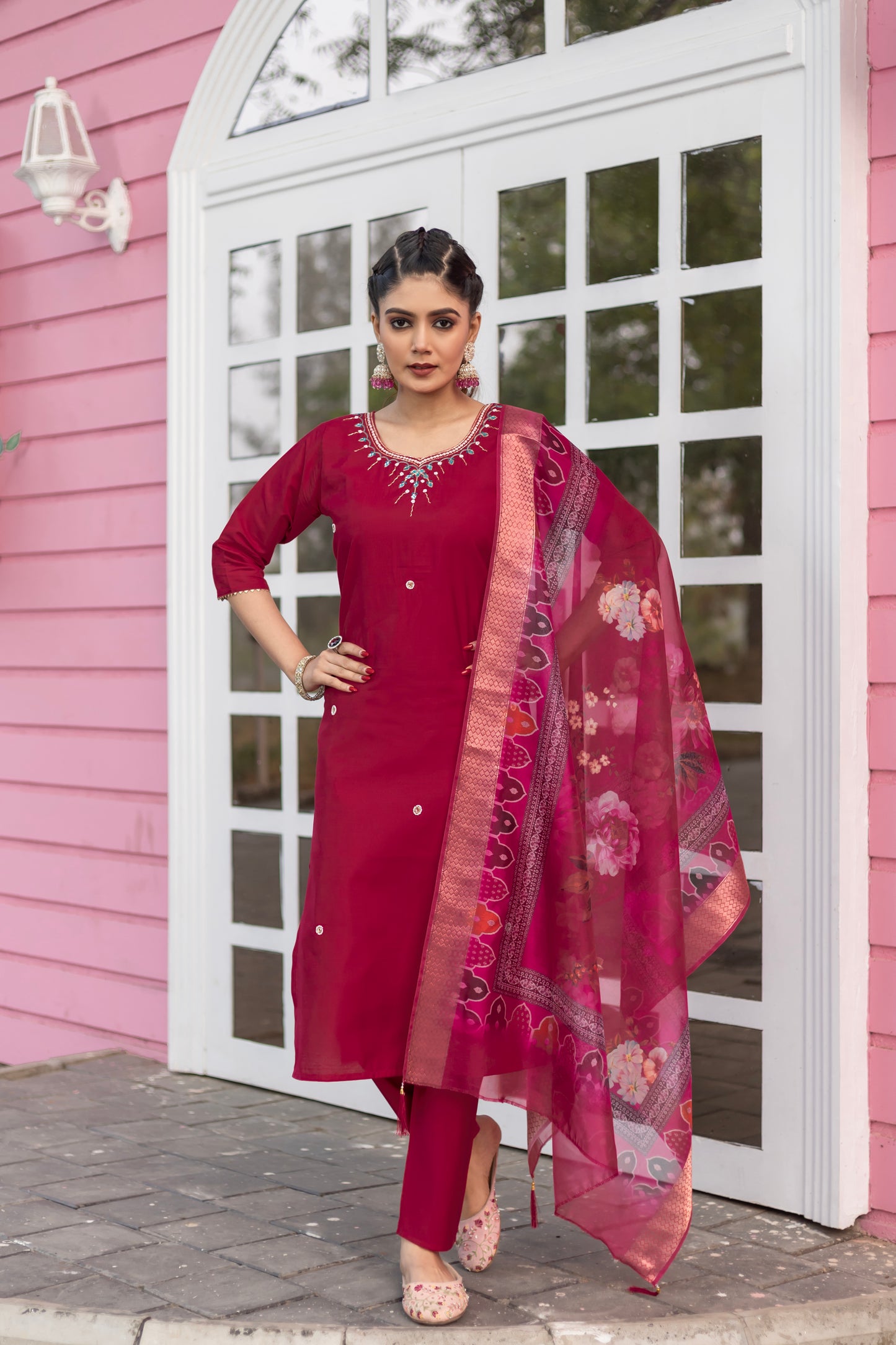 Women Ethnic Motifs Embroidered Regular Kurta Pant With Dupatta