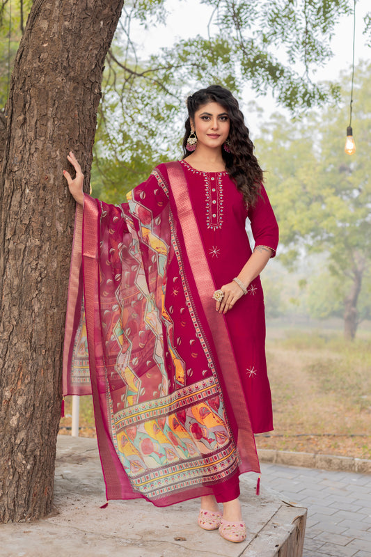 Women Ethnic Motifs Embroidered Regular Kurta Pant With Dupatta